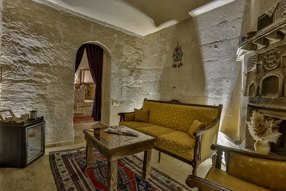 Deluxe Tek Büyük Yataklı Oda (Cave)