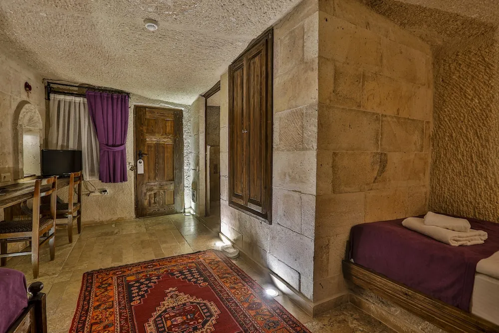 İki Ayrı Yataklı Oda (Cave)