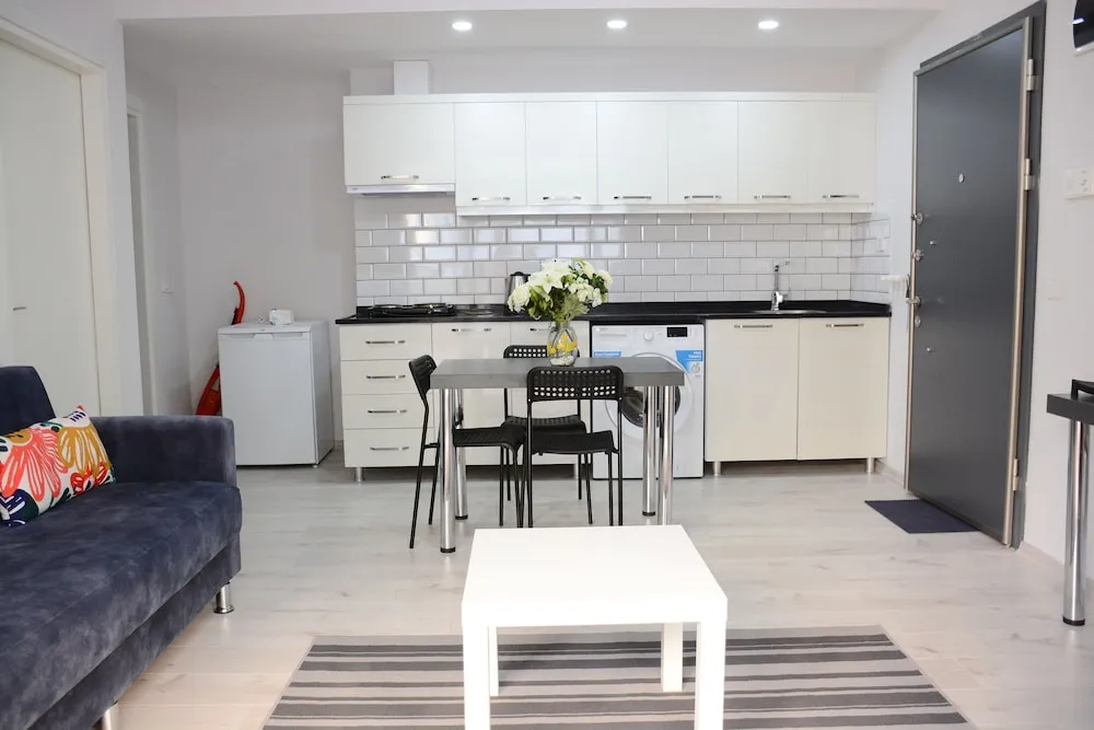 Elite Apart Daire, 1 Yatak Odası, Bahçeli