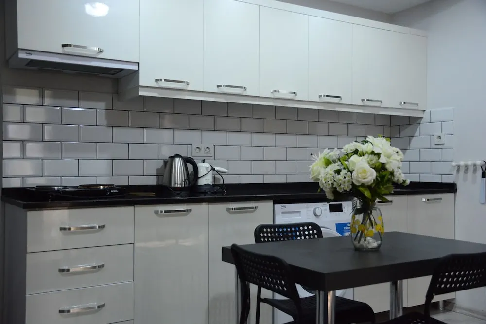 Elite Apart Daire, 1 Yatak Odası, Bahçeli