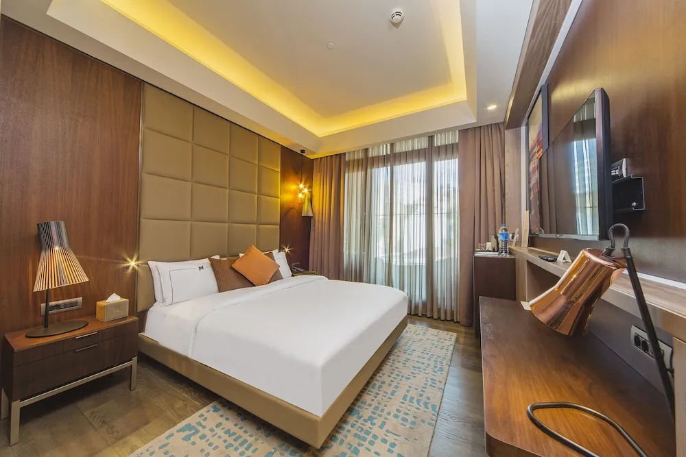 Superior Room with Balcony