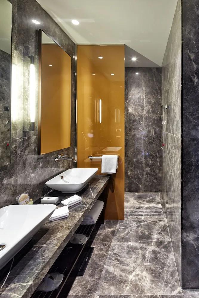 Superior Room with Balcony