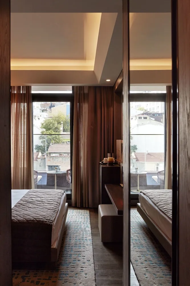 Superior Room with Balcony