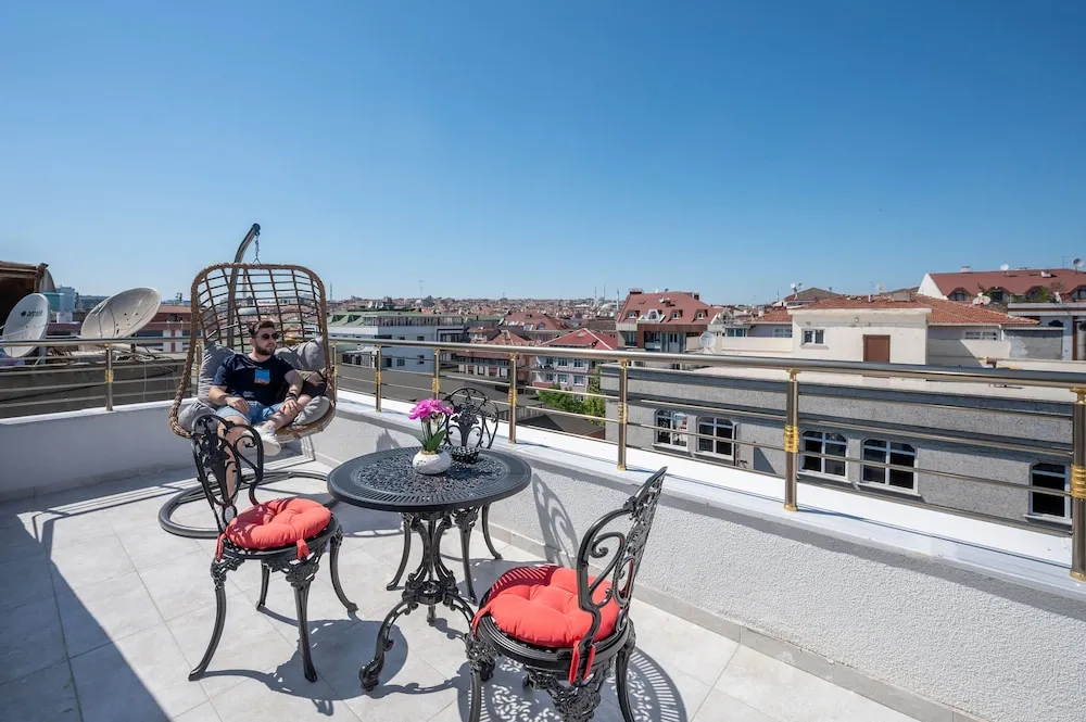 Deluxe Double Room with Balcony