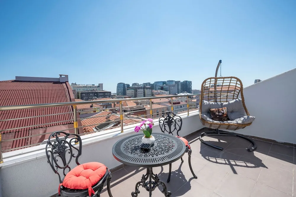 Deluxe Double Room with Balcony