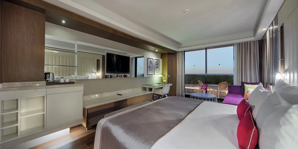 Superior Room Side Sea View