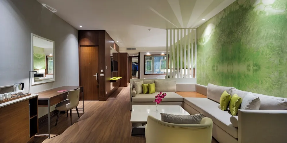 Garden Family Suite Pool View