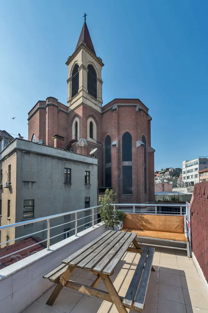 Stüdyo, Teras