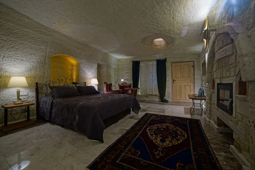 Cave Suite Kis Evi Room
