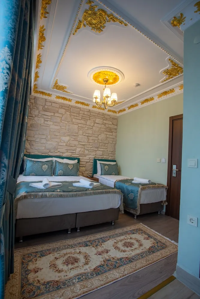 Triple Room with Balcony