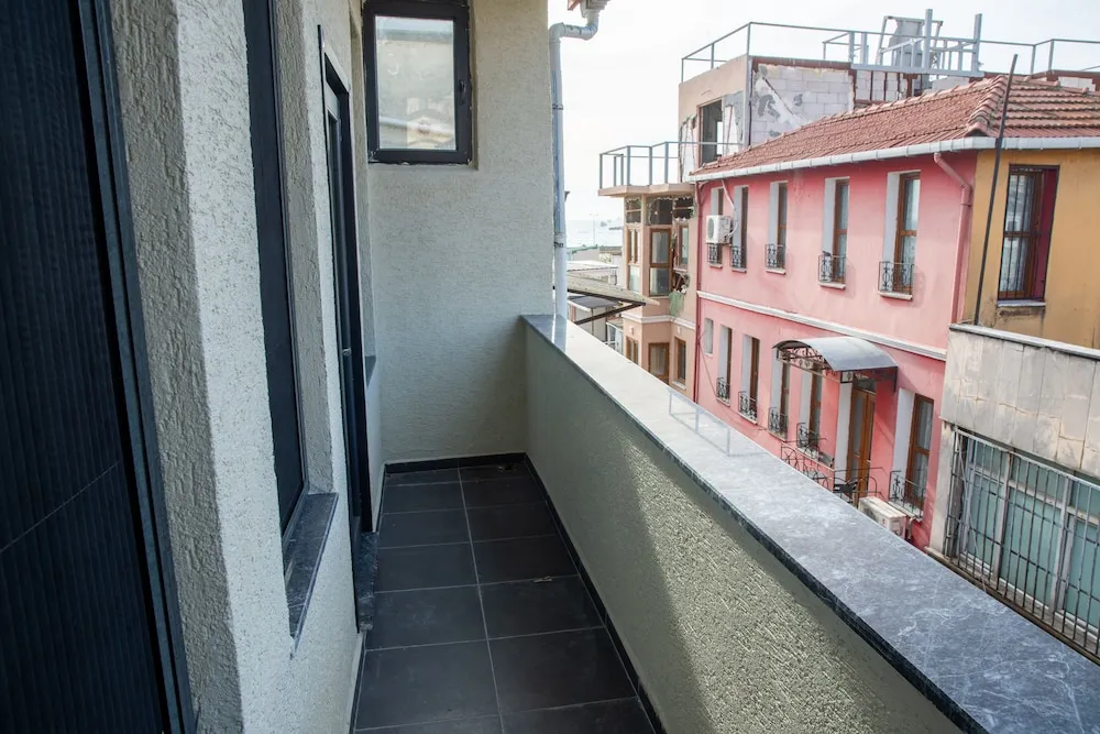 Triple Room with Balcony