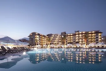 Green Garden Resort & Spa Hotel
