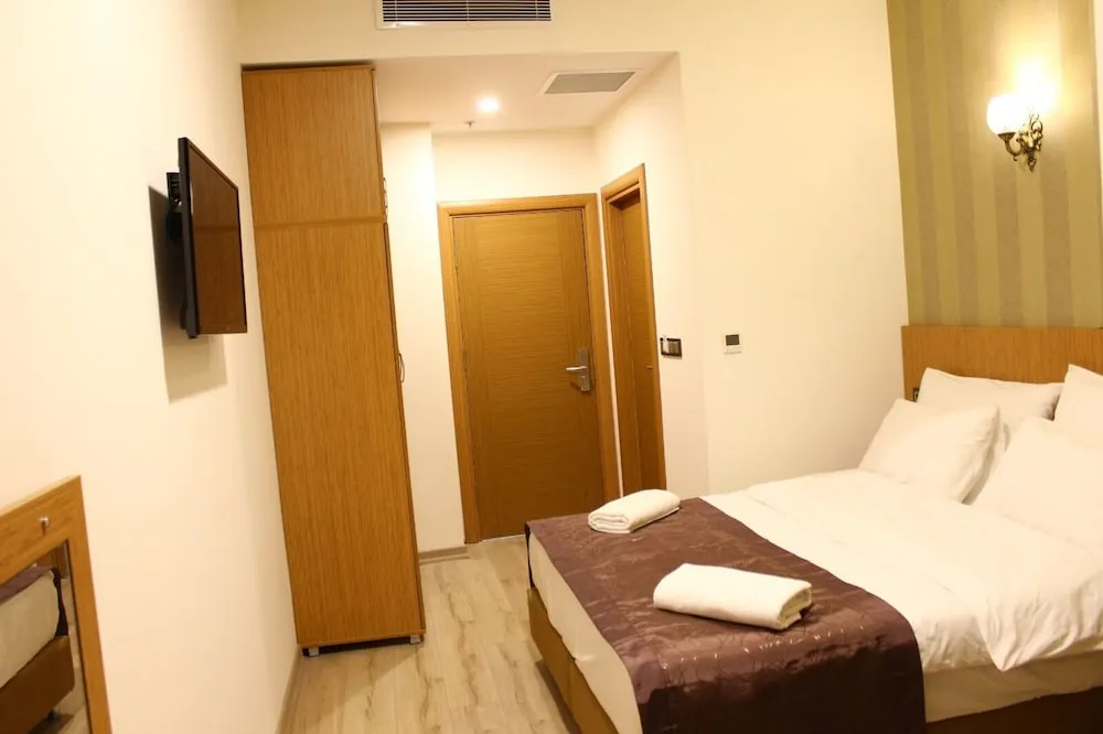 Standard Single Room, Non Smoking, City View