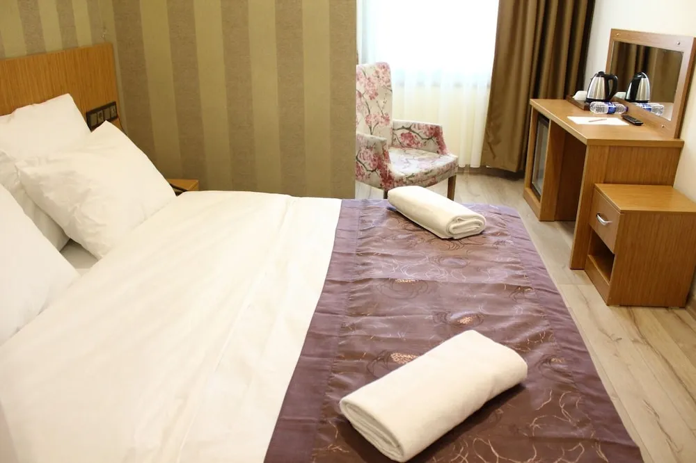 Standard Single Room, Non Smoking, City View