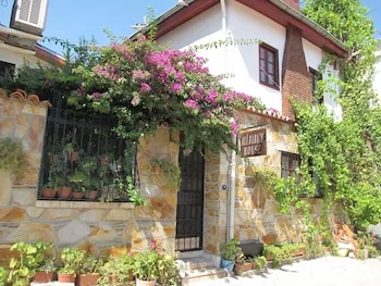 Ali Baba's House