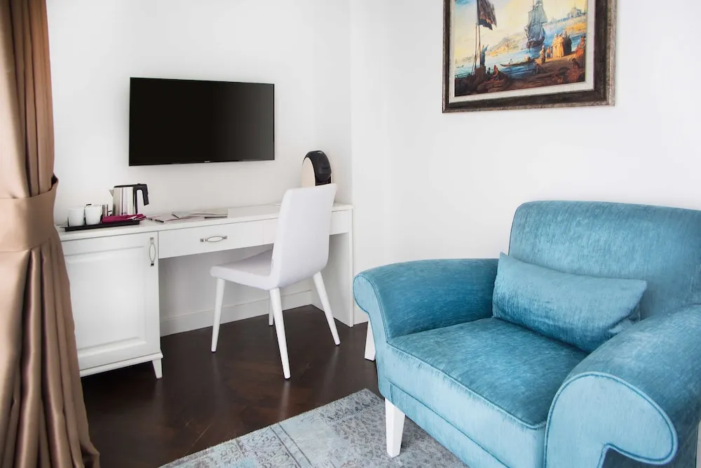 Standard Tek Büyük veya İki Ayrı Yataklı Oda