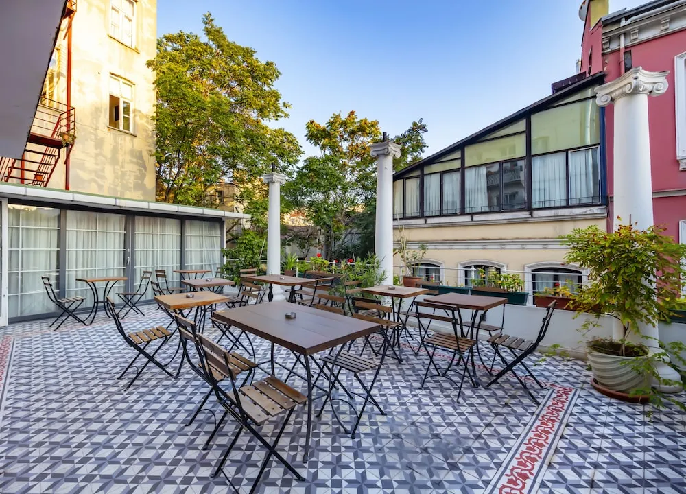 Single Suite with Terrace