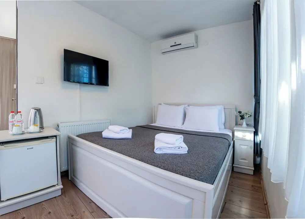 Single Suite with Terrace