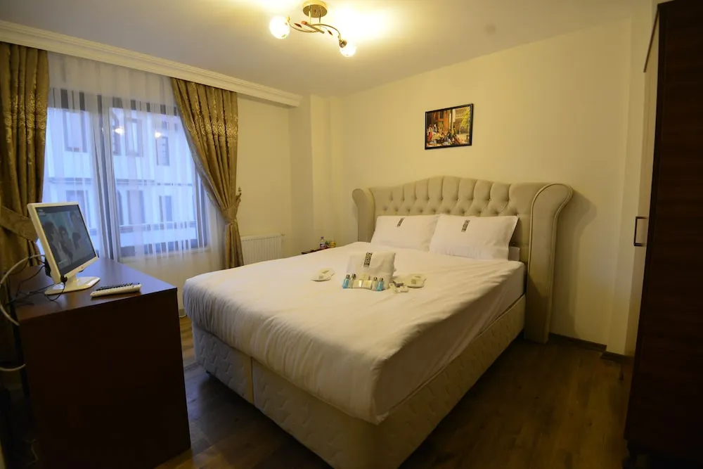 King Room with Balcony