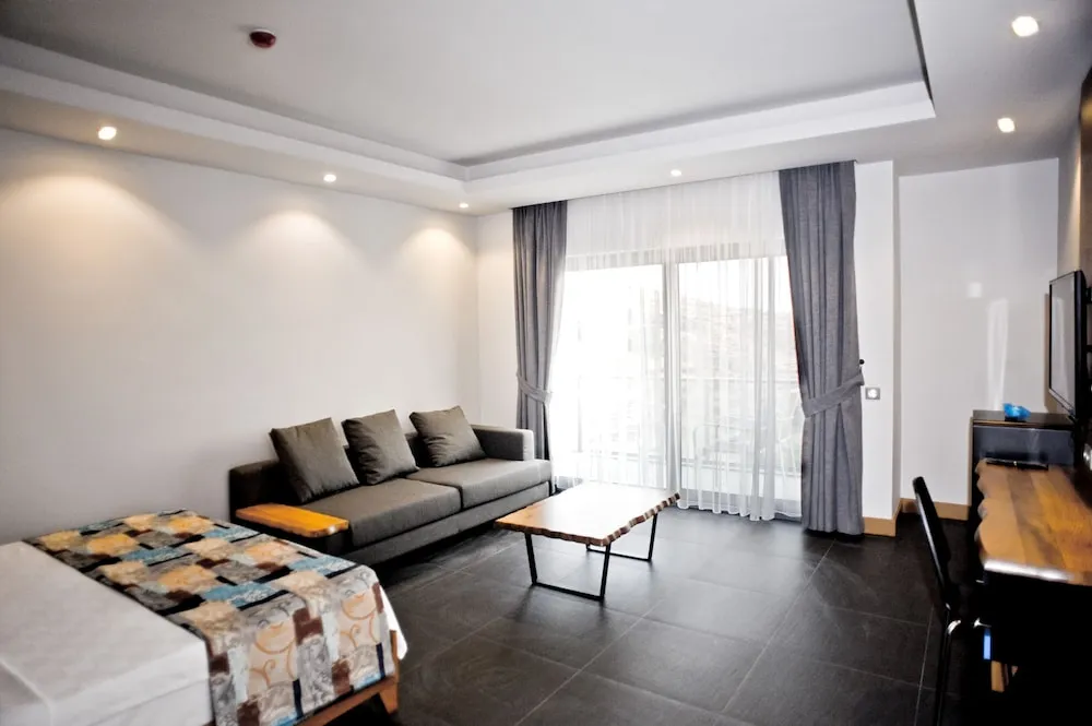 Deluxe Oda, Balkon, Deniz Manzaralı