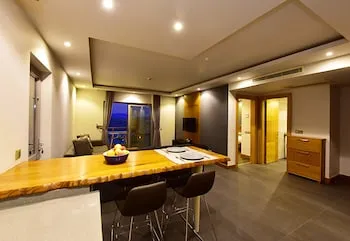 Degirmenburnu Residence