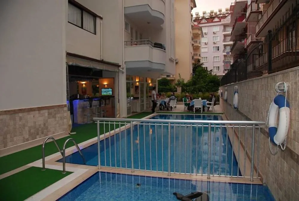 Açık havuz
