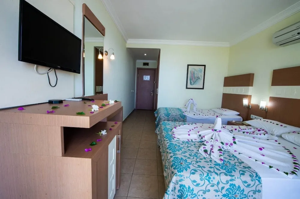 Standard Room 2 Adl + 2 Chd
