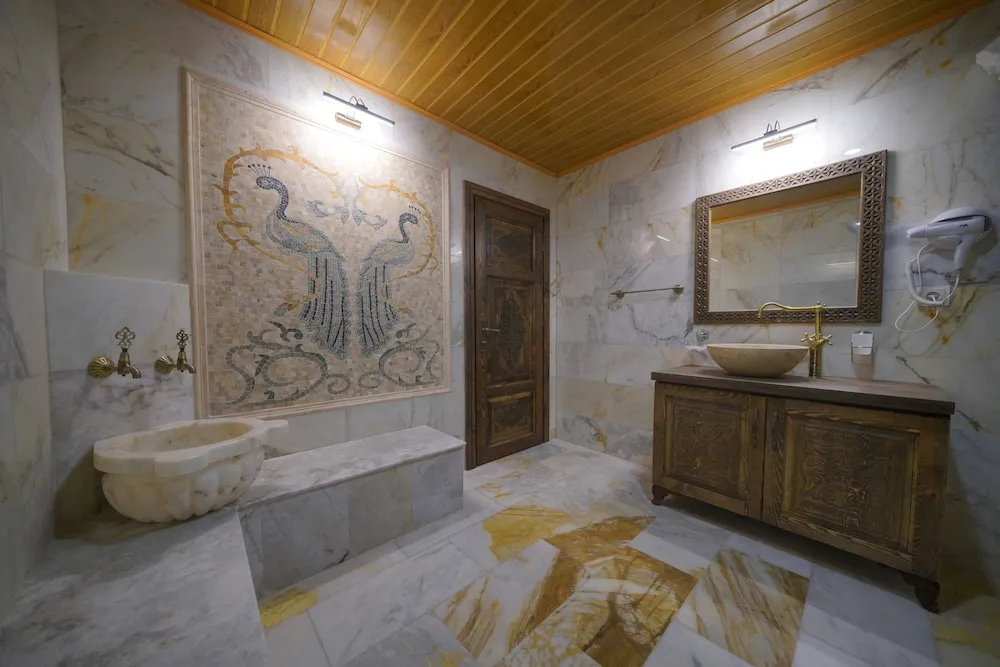 Exclusive Tek Büyük Yataklı Oda