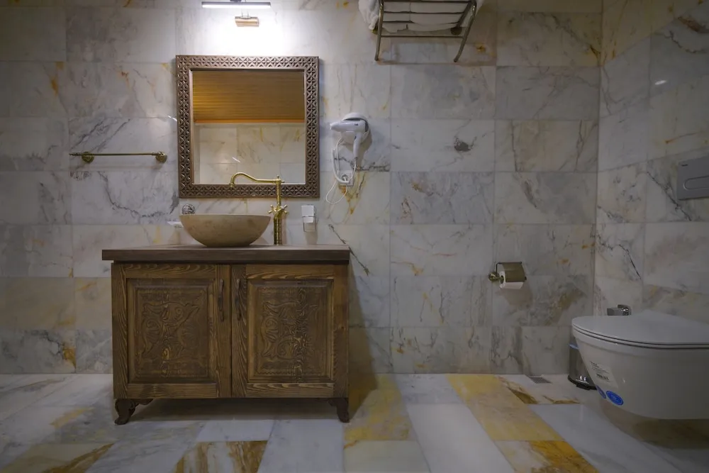 Exclusive Tek Büyük Yataklı Oda