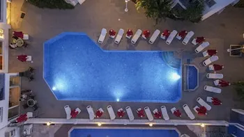 Serhan Hotel
