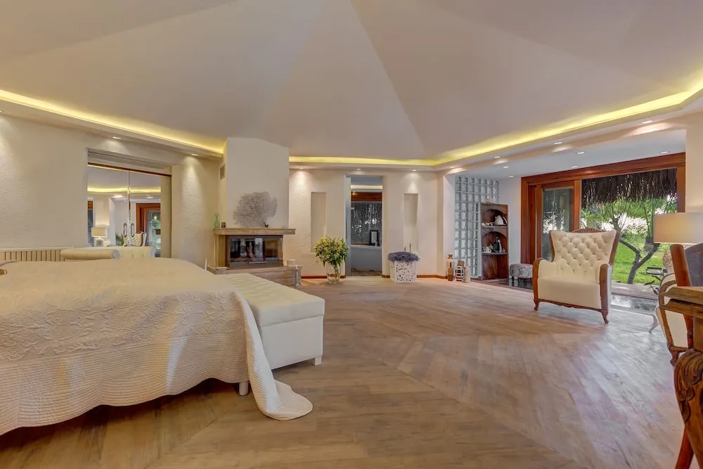 Aqua Super Deluxe Room
