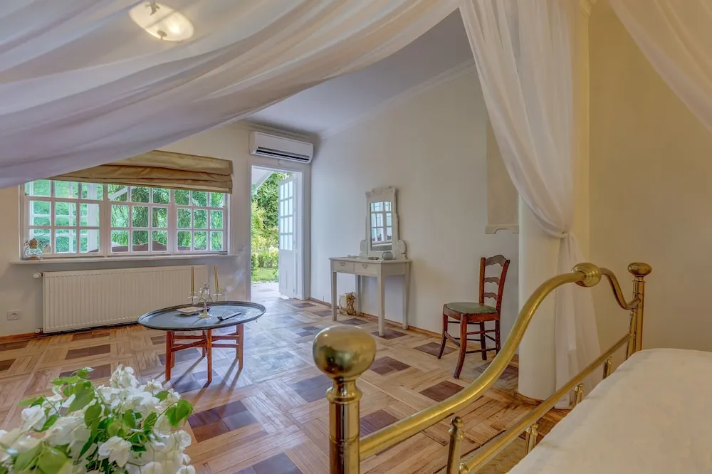 Antique Room