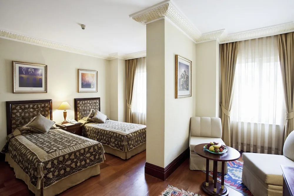 Deluxe İki Ayrı Yataklı Oda