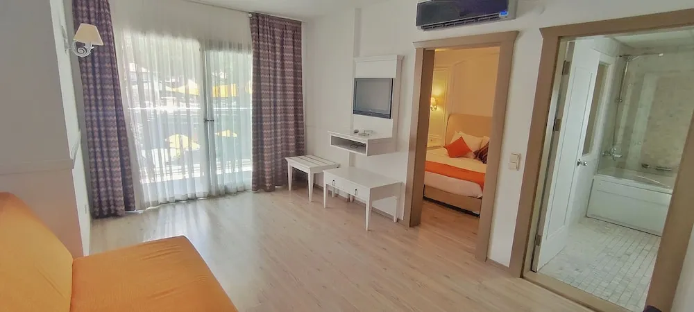 Suite Land View Adult Only