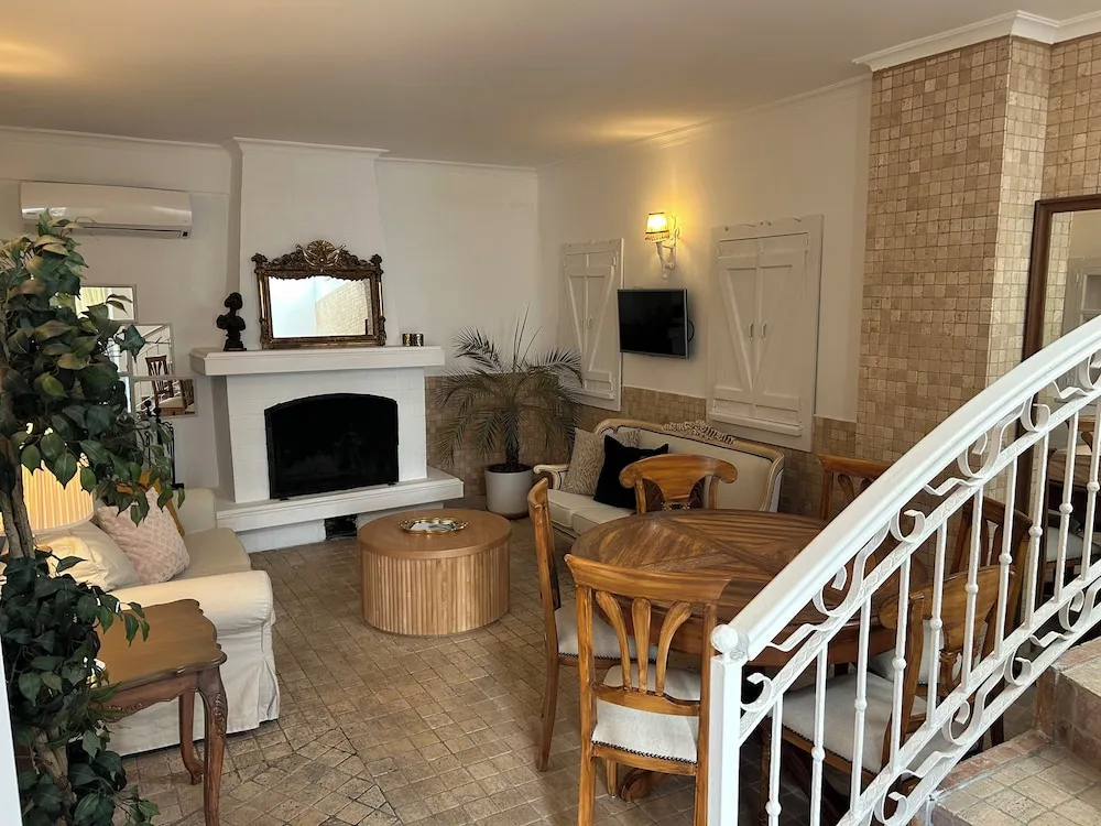 Ev, 3 Yatak Odası, Teras, Deniz Manzaralı