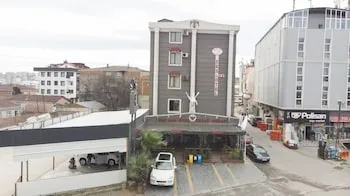 Ers Life Airport Hotel