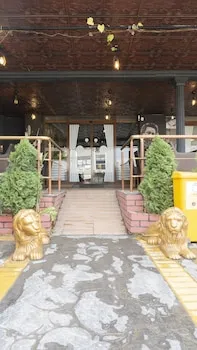 Ers Life Airport Hotel
