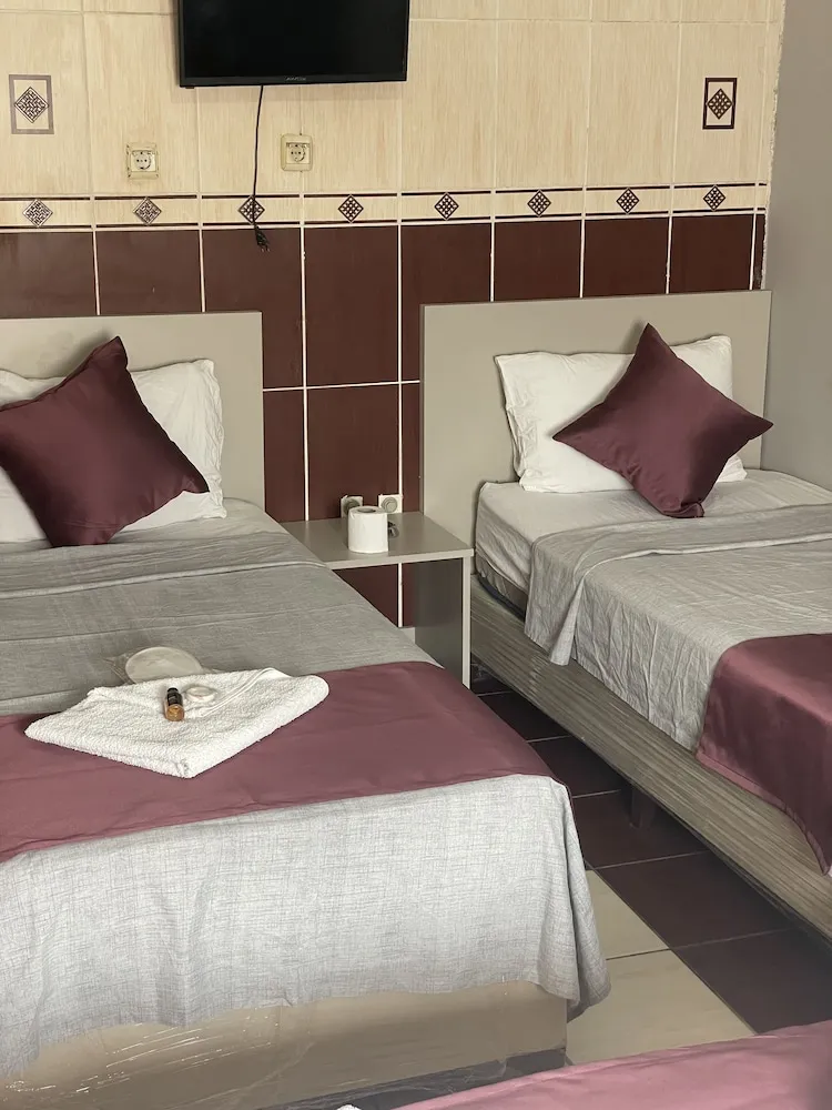 Classic Tek Büyük veya İki Ayrı Yataklı Oda, Özel Banyo