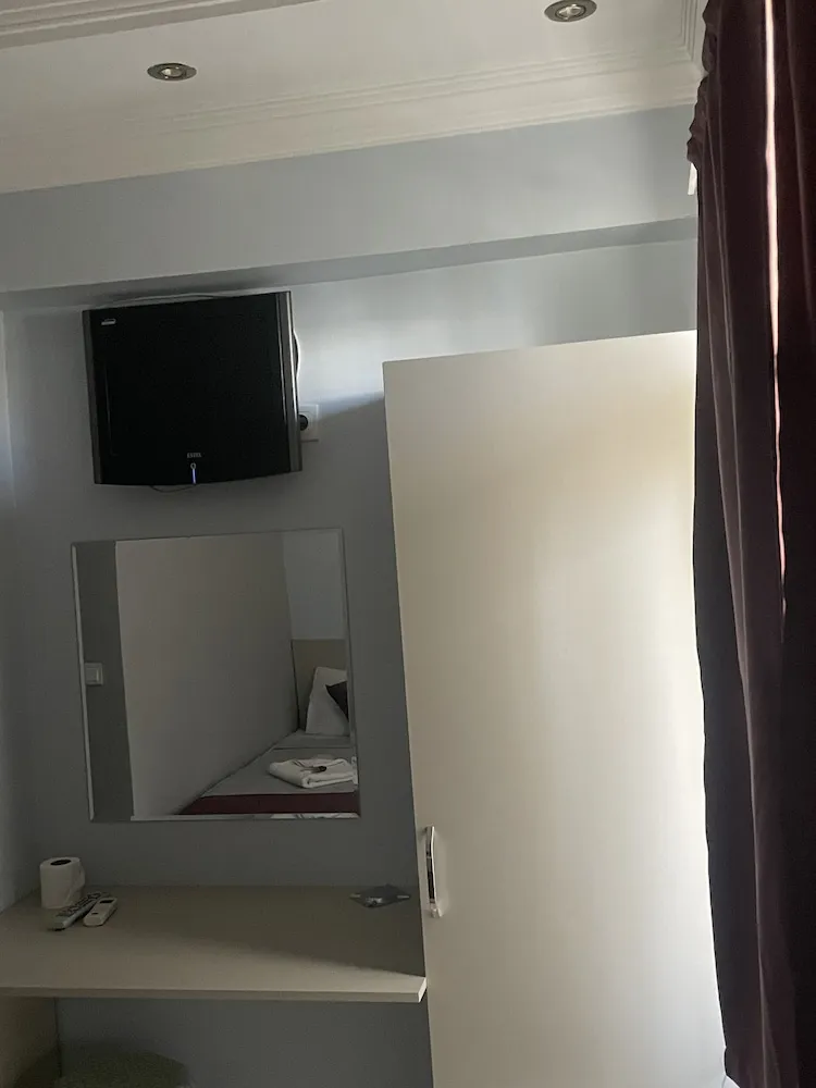 Classic Tek Büyük veya İki Ayrı Yataklı Oda, Özel Banyo