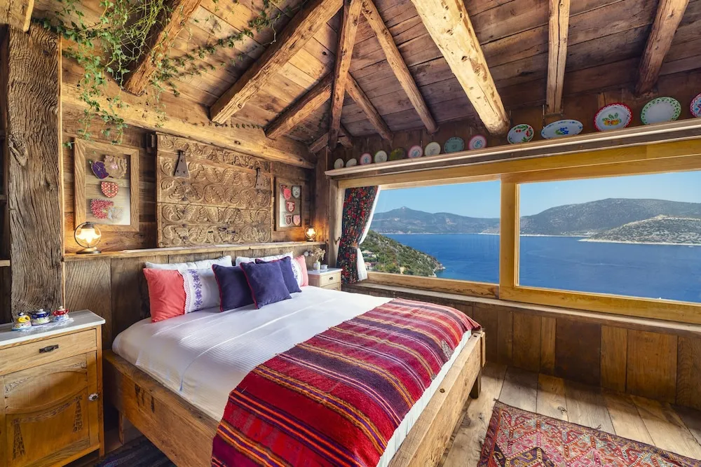 Premium Tek Büyük Yataklı Oda, Sıcak Su Küveti, Deniz Manzaralı