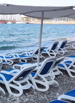 Romeo Beach Hotel