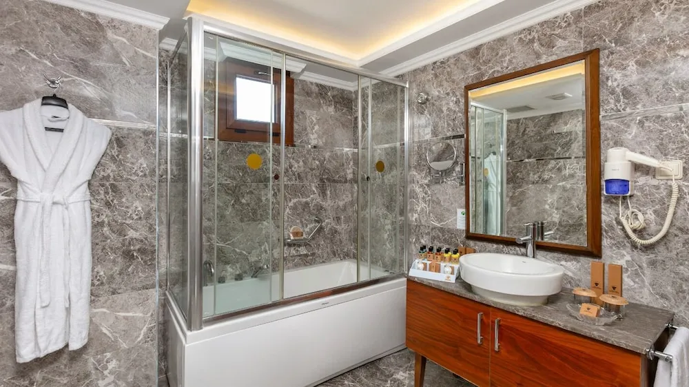 Garden Deluxe Suite
