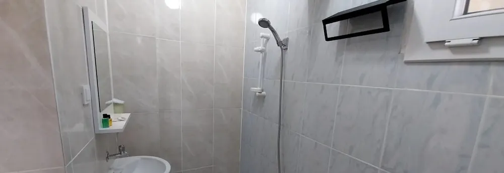 Classic Üç Kişilik Oda