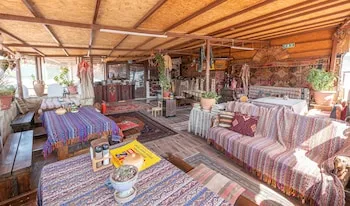 Anz Guesthouse Pansiyon