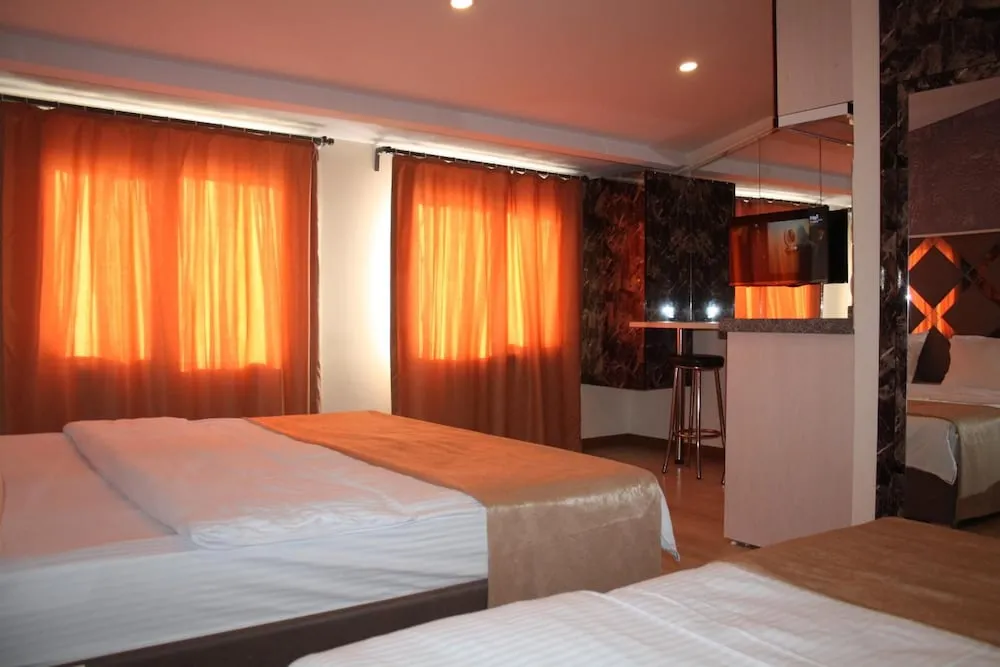 Çatı Katı Süiti (Penthouse)