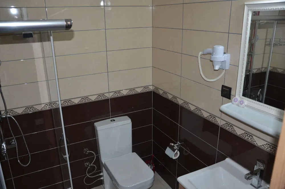 Tek Büyük Yataklı Oda, Balkon