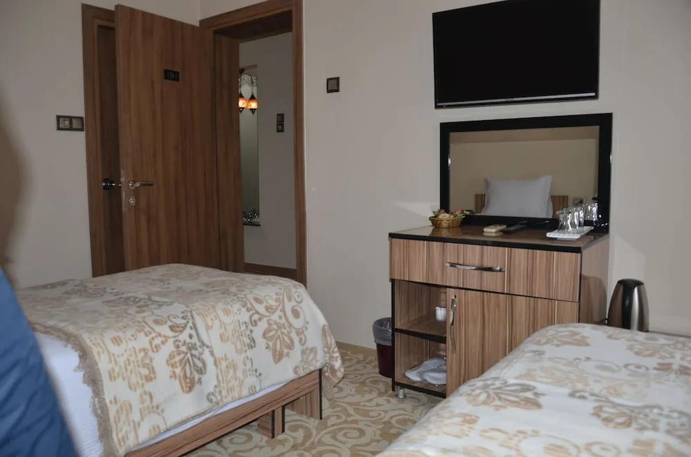 Tek Büyük Yataklı Oda, Balkon