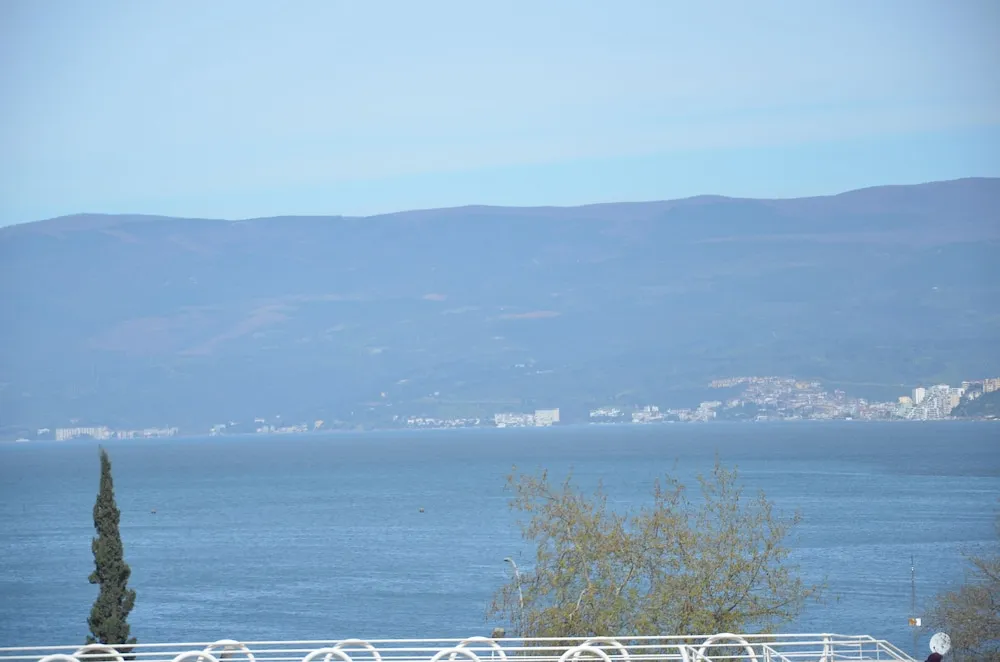 Family Oda, Balkon, Deniz Manzaralı