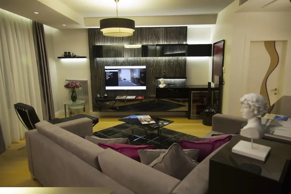 Superior Apart Daire, 2 Yatak Odası, Mutfak, Şehir Manzaralı