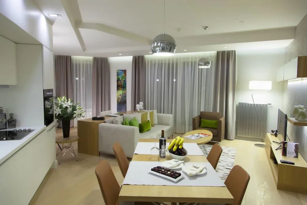 Deluxe Apart Daire, 1 Yatak Odası, Mutfak, Şehir Manzaralı